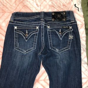 Miss me jeans // size 27-30 1/2”